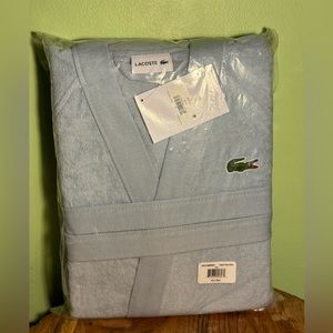 LACOSTE CLASSIC PIQUE ROBE MAN. Brand new, color blue, one size.